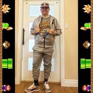 Meet your Posher, Javier